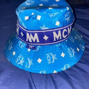 Mcm bucket hat
